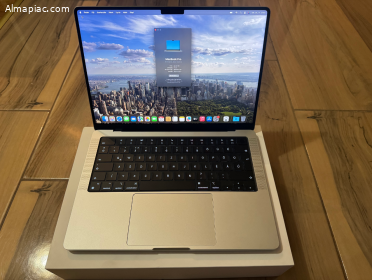 Karcmentes M3 MacBook Pro 14" 8GB, 1TB SSD, Korrekt Áron
